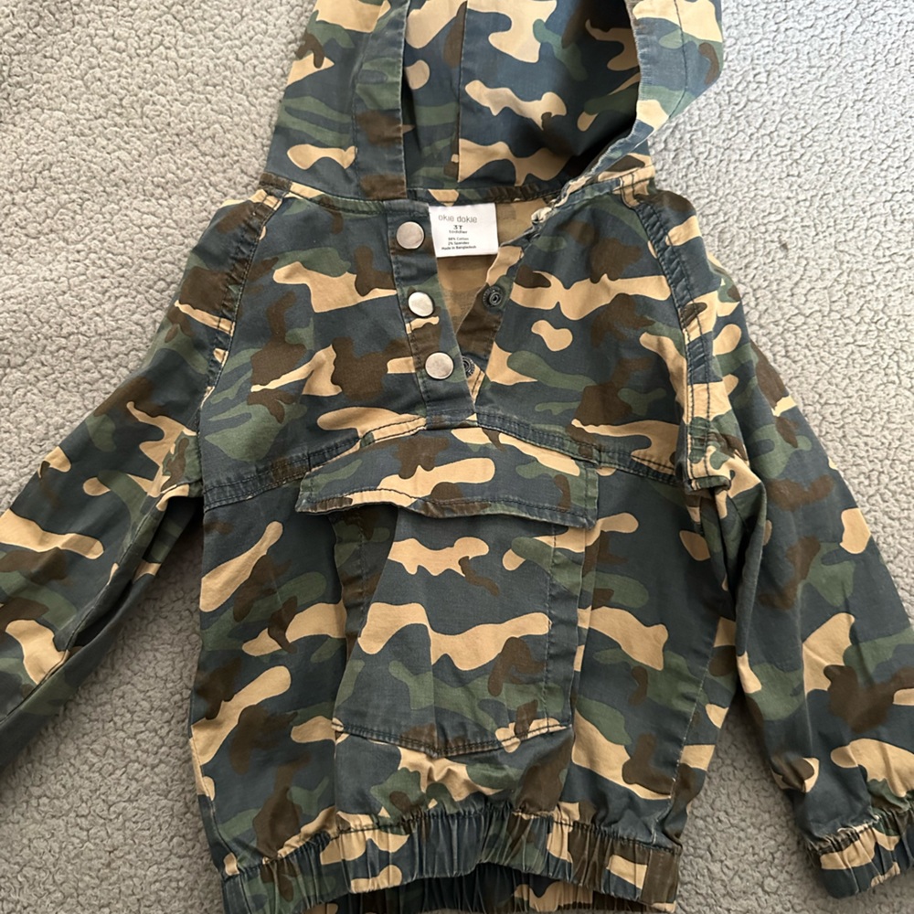 Okie Dokie Camo Pullover Sz 3T